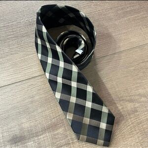 Corsini Sevenfold Collection Olive Geometric‎ Neck Tie 3.5X 59 100% Silk Formal
